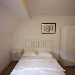 Rent A Eptingerstrasse - Self Check-in Apartamento