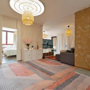 Appartement Penthouse Rooftop Loft, 190sq, Panorama View, 1min To Main Station- 5min To, Bazel